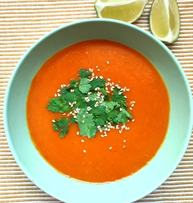 sopa de tomate india